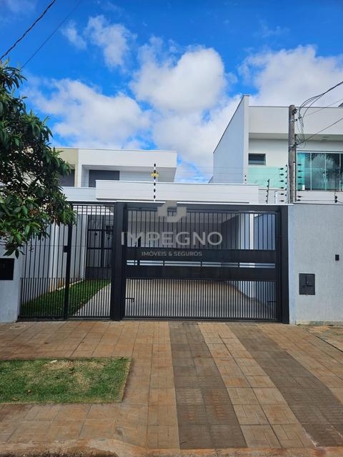 Casa à venda em Maringá, Jardim Canadá, com 3 quartos, com 122 m²