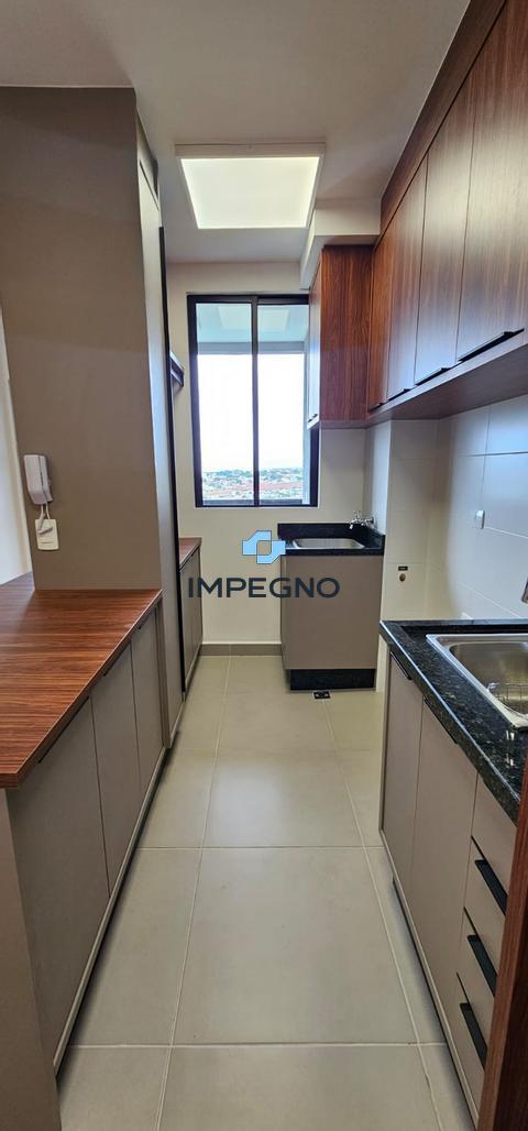 Apartamento para alugar em Maringá, Vila Emília, com 2 quartos, com 54 m²